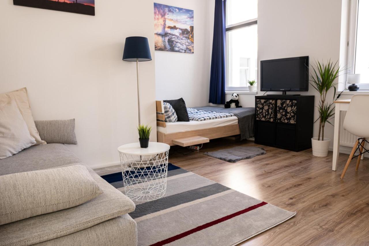 Fullhouse - Magdeburg - L36 Blue Apartment Екстериор снимка